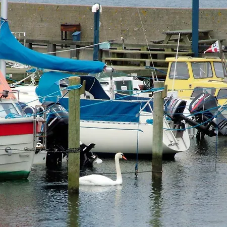 別荘 6 Person In Tranekaer-by Traum